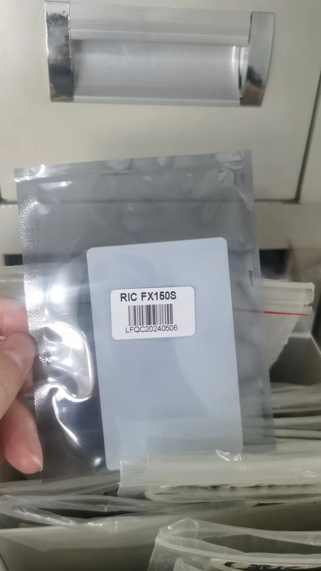 0.jpg